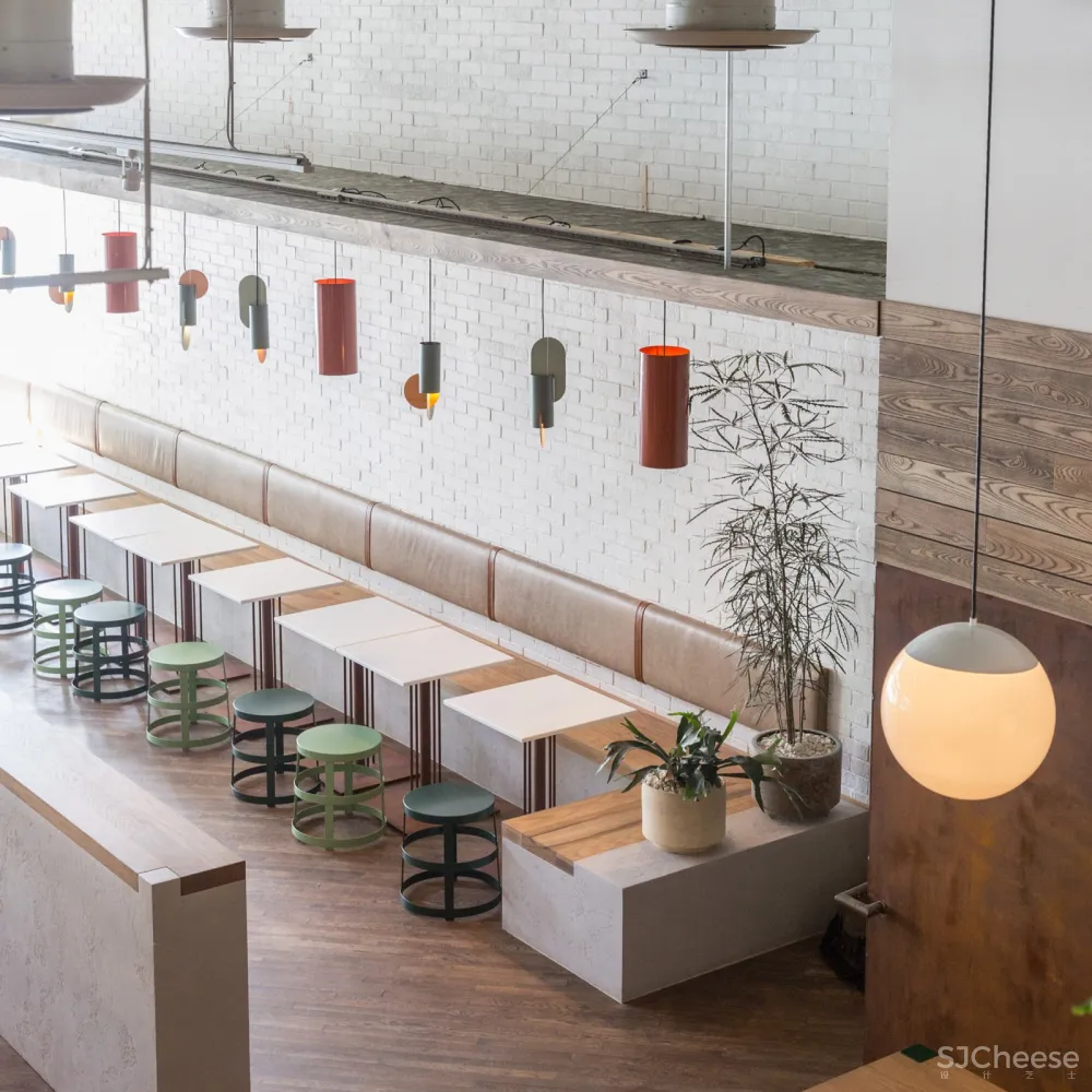 首发 | ROY工作室:几何灯光,热带木材和绿色植物的旧金山埃尔达酒吧