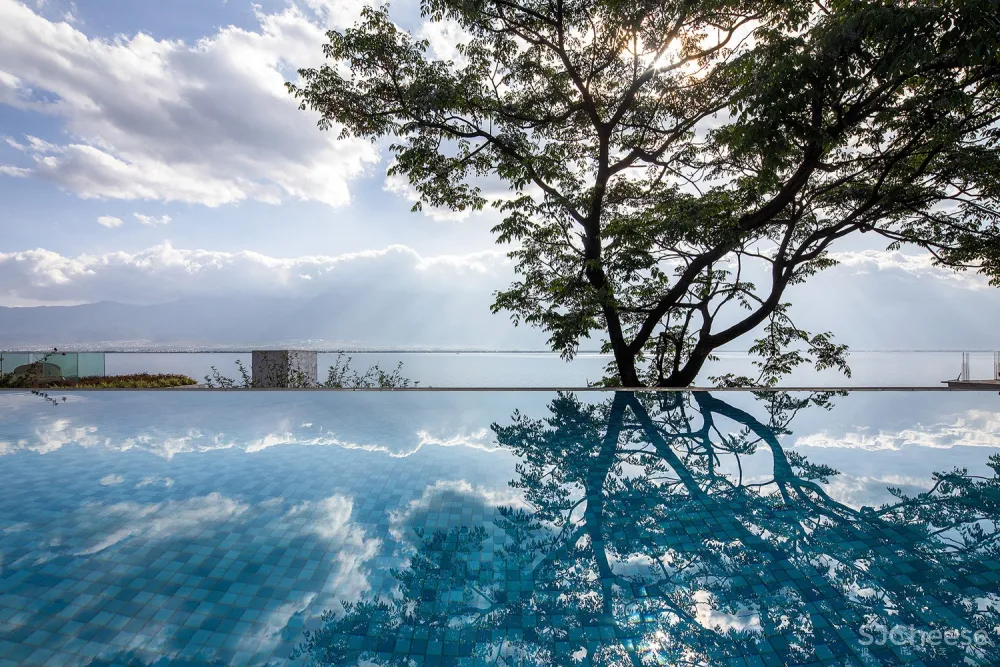 IDO元象建筑+重庆合信建筑设计院 | 大理慢屋