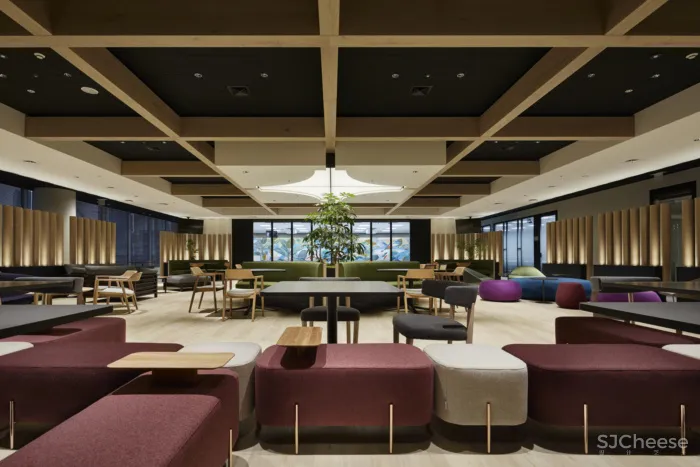 东京一间现代日式风格“绿洲”办公室