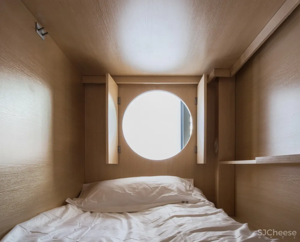 新作 | 辑画设计:微流青旅