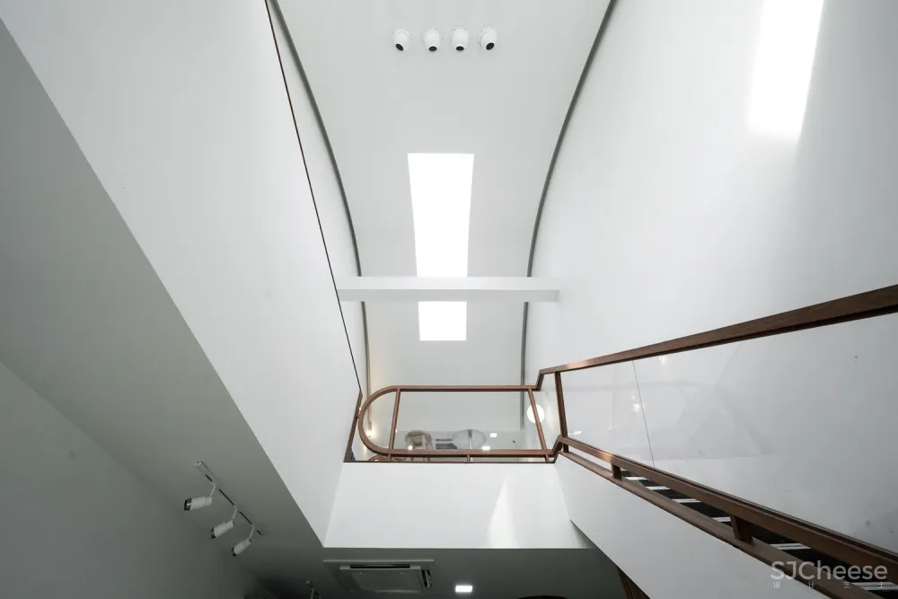 新作 | Pommballstudio：由私宅改造的咖啡店“8号中转站”