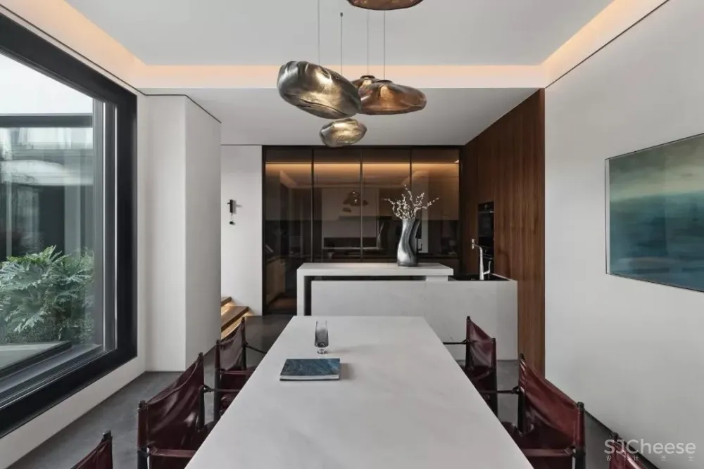 LSD | 寻找向心而生的唯一解