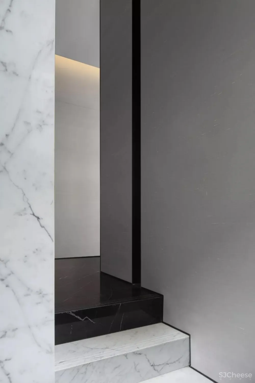 LSD | 寻找向心而生的唯一解