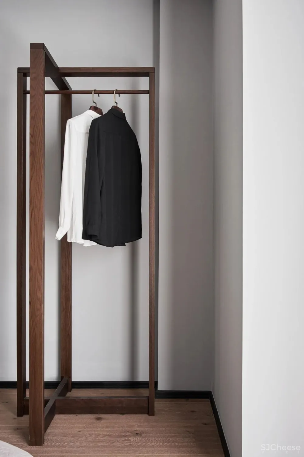 力设计 新作丨手办一面墙 江边一套房