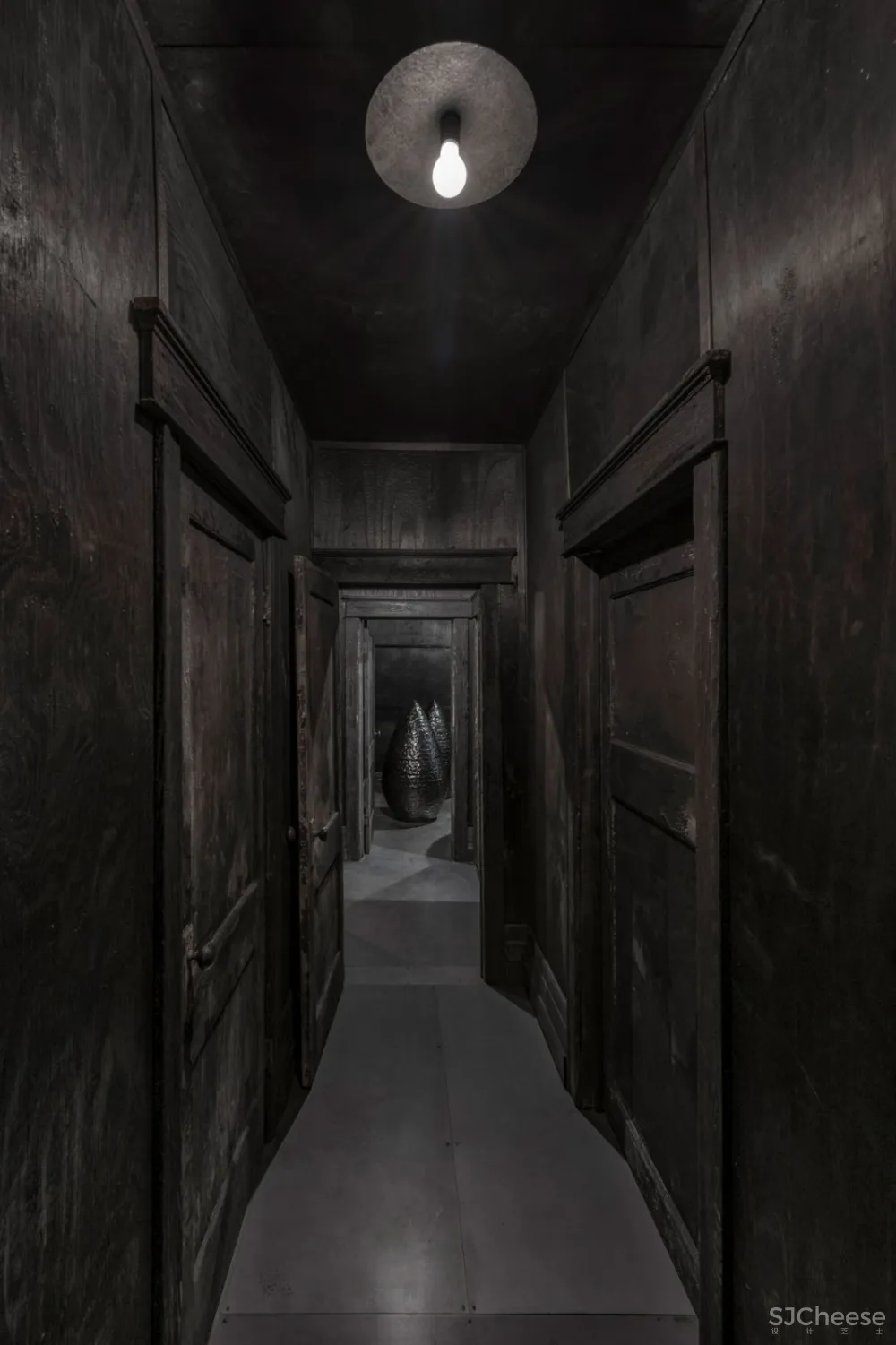 首发 | Anders Ruhwald：将废弃的底特律建筑改造成全黑装置