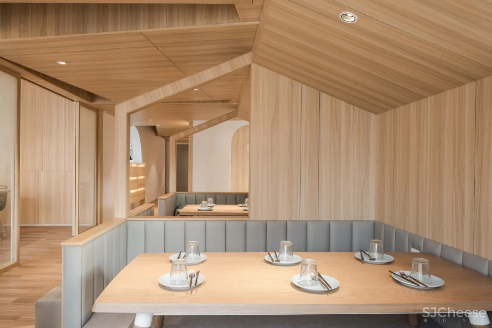 新作 | 古鲁奇建筑咨询有限公司:北京 维塔兰德亲子餐厅 – 儿童树屋乐园