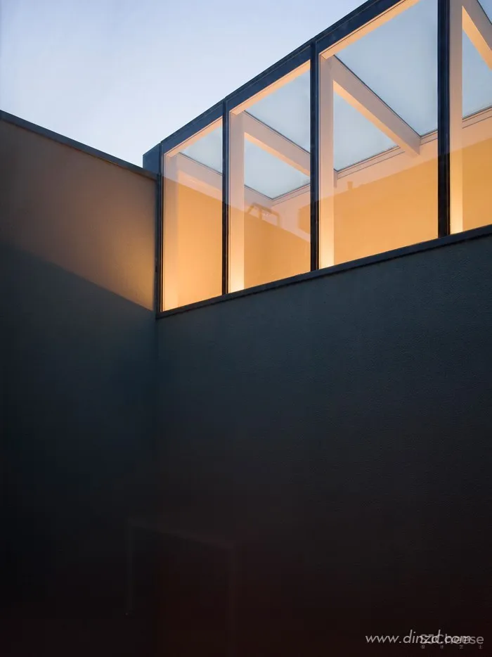 左通右达 | 在腾挪转移中,缓缓降临