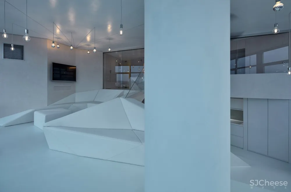 新作 | petrjanda/brainwork:捷克 兹林32号阁楼式公寓