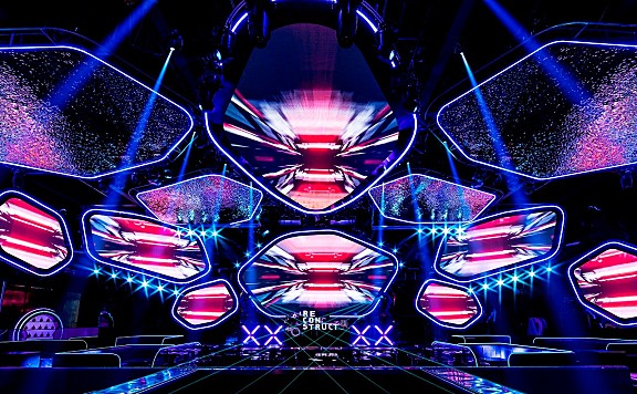 新作 | 这家燃爆全城的沉浸式夜店,让人有时空穿梭的“思维失重”!