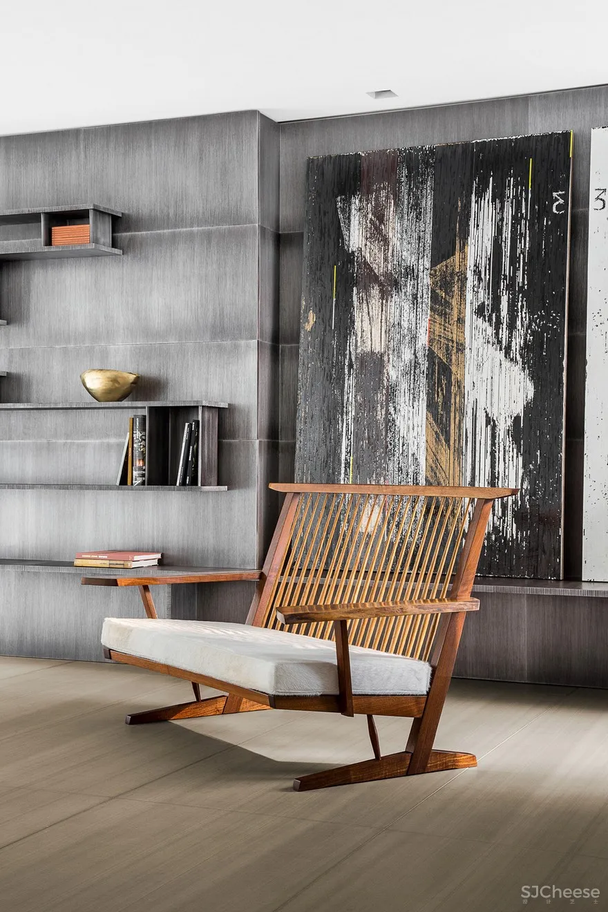 Sophisticated Parisian Apartment by Olivier Dwek