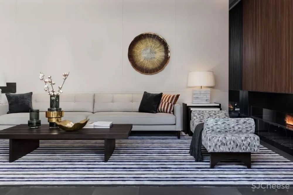 LSD | 寻找向心而生的唯一解