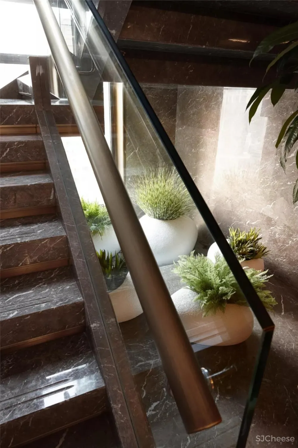 名仕汇设计 | 450㎡顶层复式的摩登与优雅!