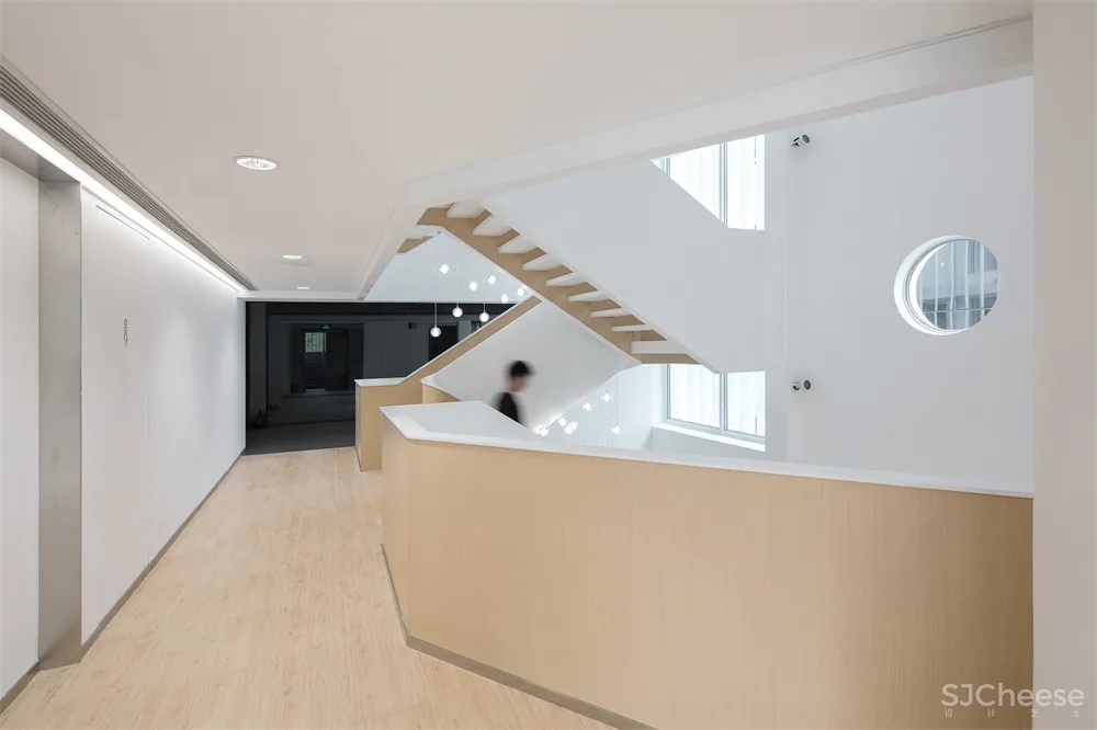 ArchUnits|一栋设计工作室-静安商楼建筑更新