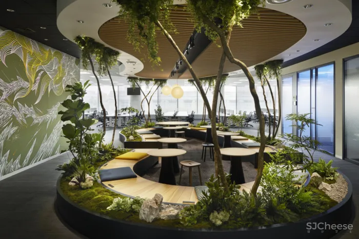 东京一间现代日式风格“绿洲”办公室