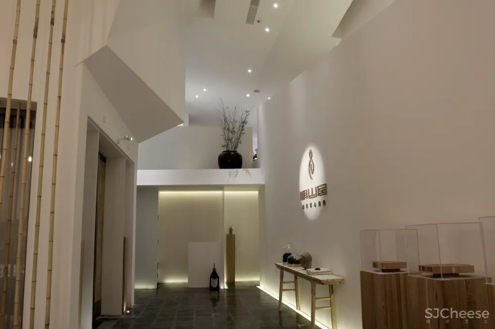 故园·似是而非 Gu Yuan · Specious Feeling