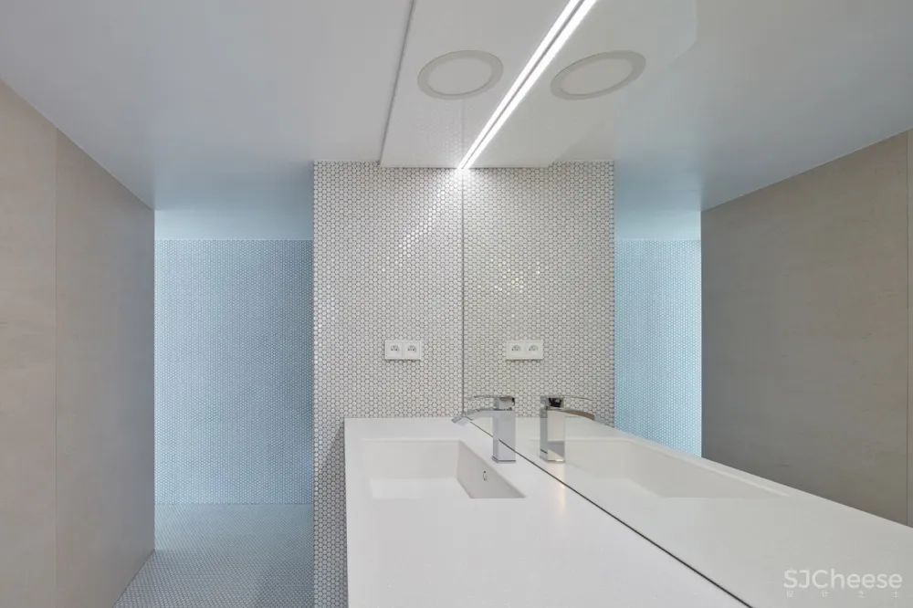 新作 | petrjanda/brainwork:捷克 兹林32号阁楼式公寓