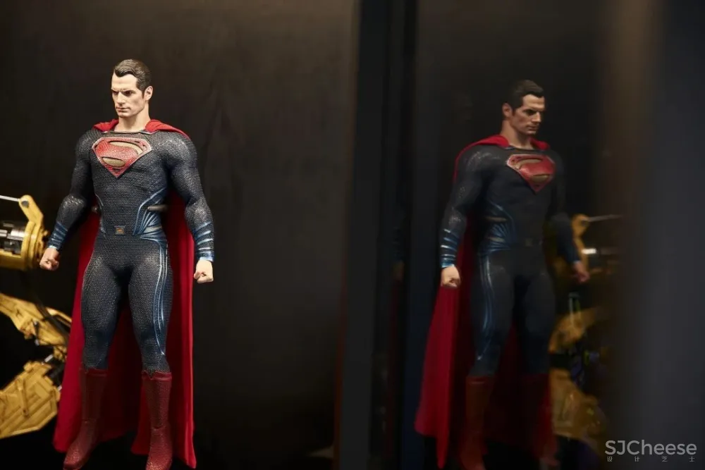 力设计 新作丨手办一面墙 江边一套房