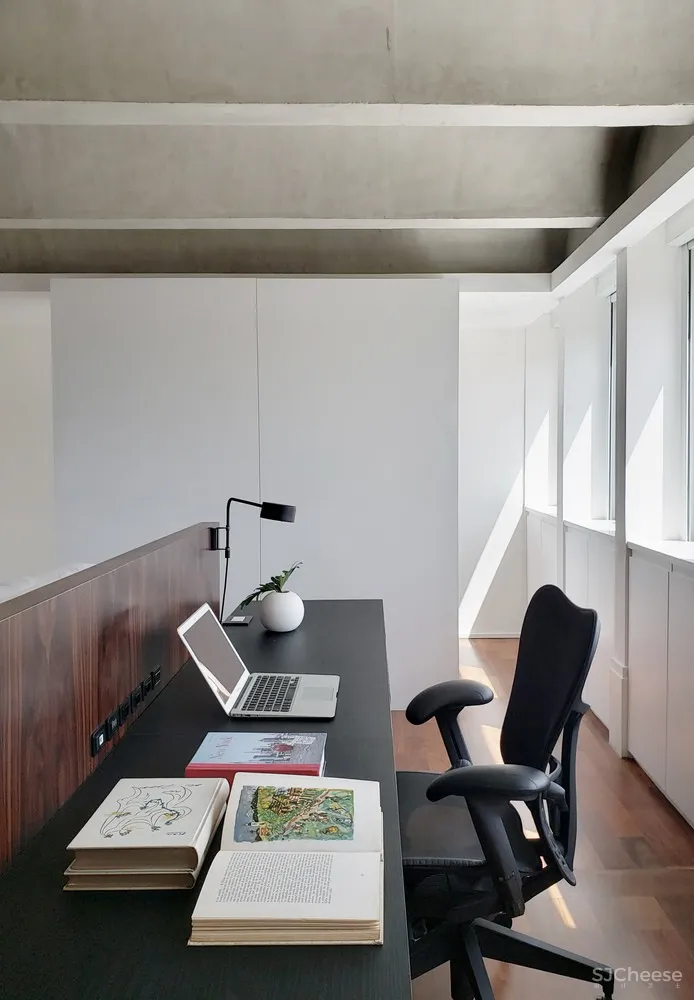 新作 | Studio LIM 混凝土拱下的现代生活：RR公寓室内改造