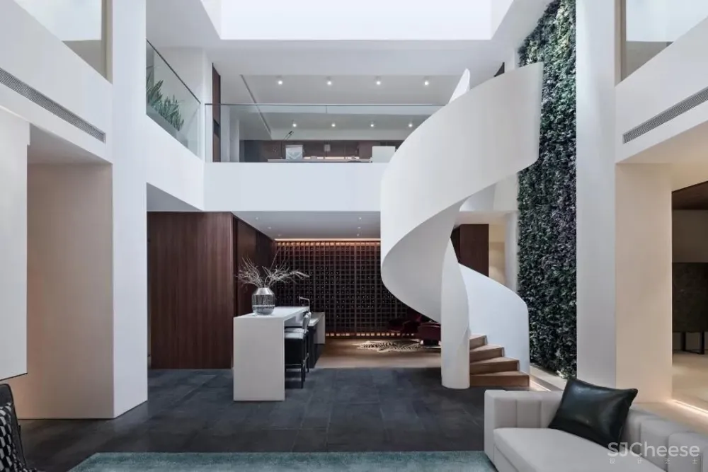 LSD | 寻找向心而生的唯一解