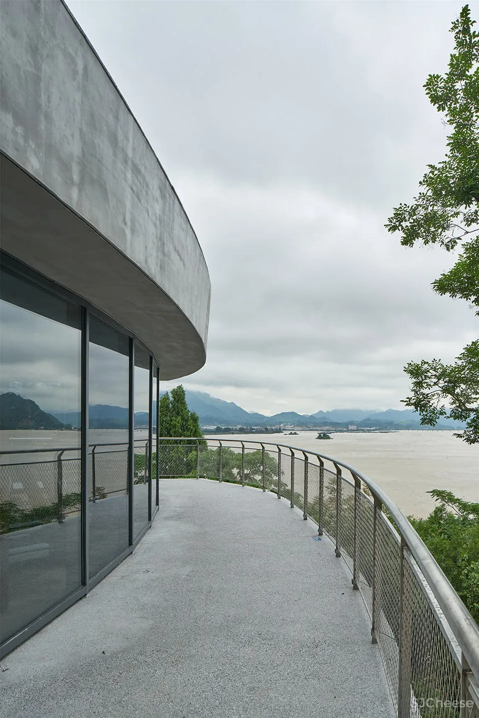 新作 | 中国美术学院风景建筑设计研究总院:杭州 星舟 – 富春江畔的空中泳池