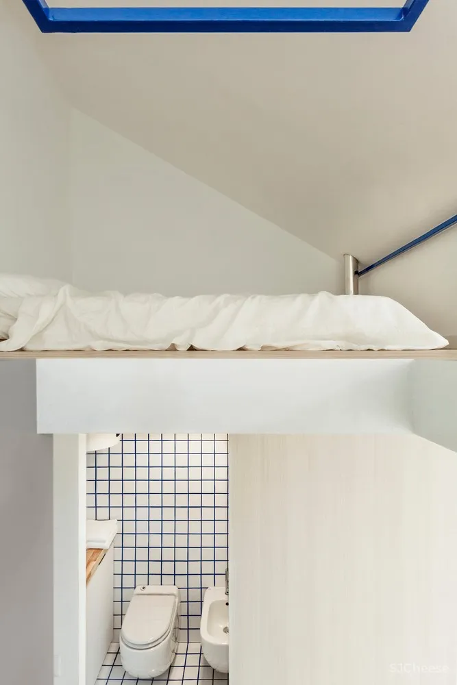 untitled architecture | 米兰住宅顶层改造