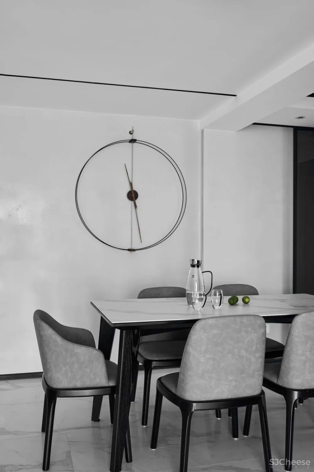 力设计 新作丨手办一面墙 江边一套房