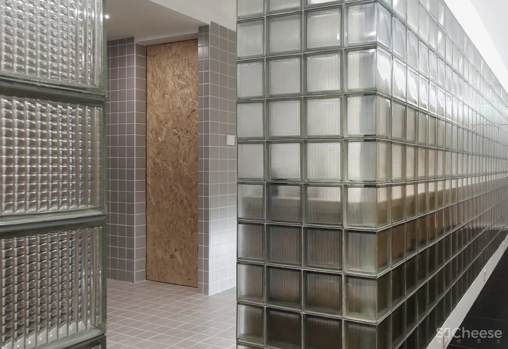 新作 | 辑画设计:微流青旅