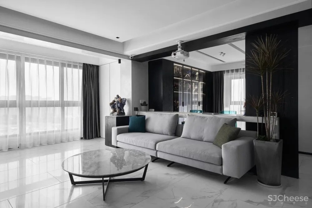 力设计 新作丨手办一面墙 江边一套房