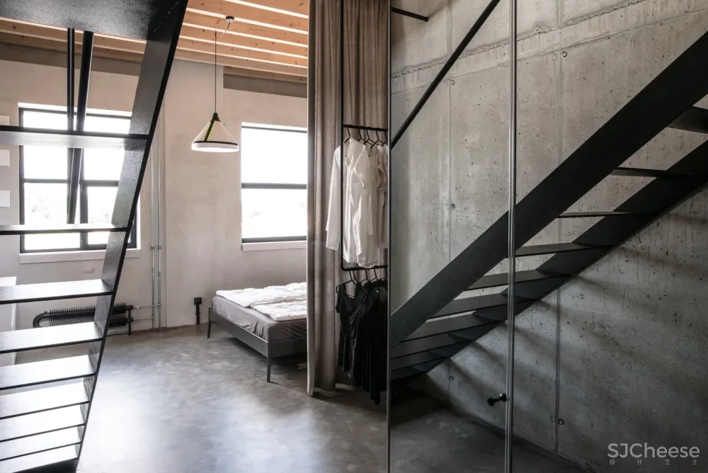 斯洛伐克一间73平米loft工业风公寓设计