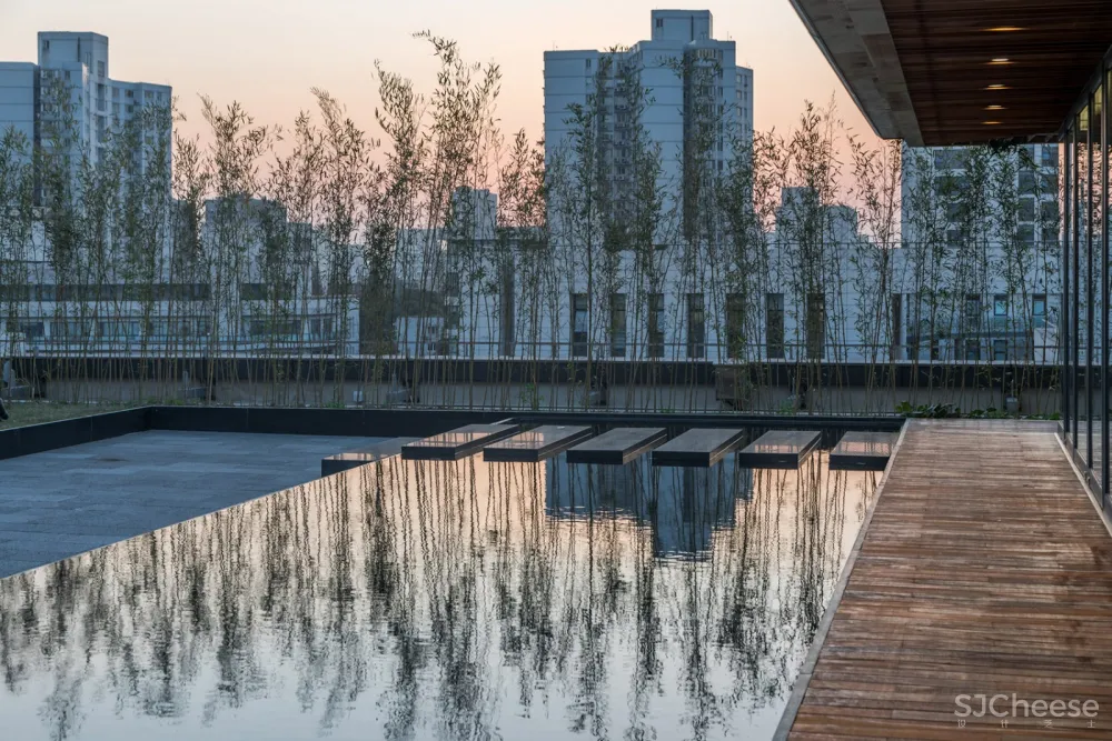 新作 | 致正建筑工作室:上海 屋上三间