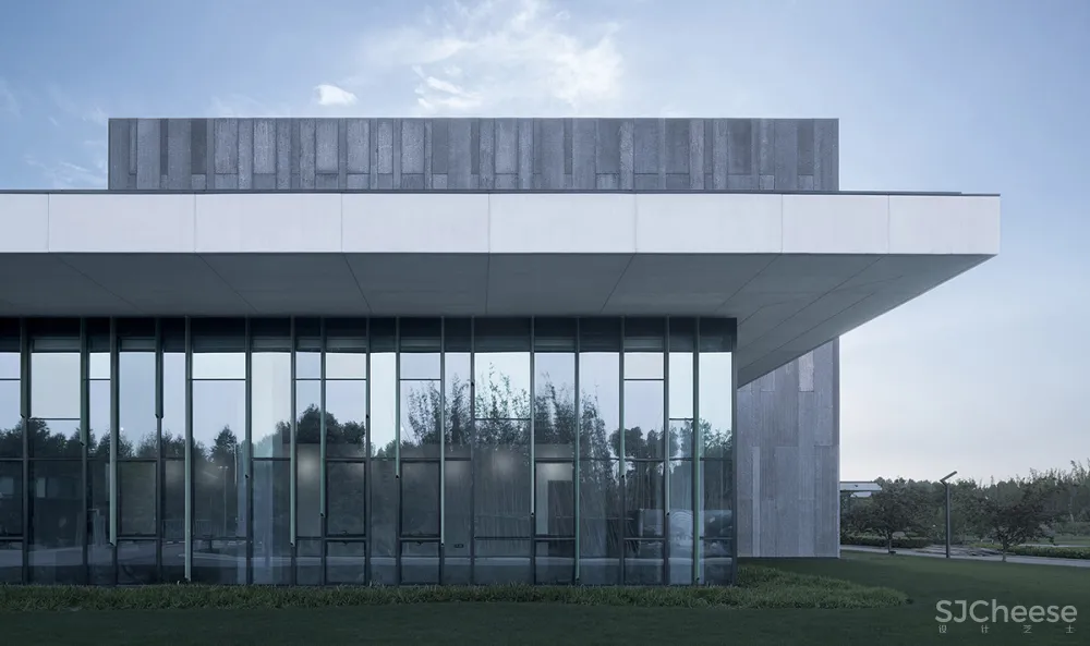 UAD | 唐仲英基金会中国中心