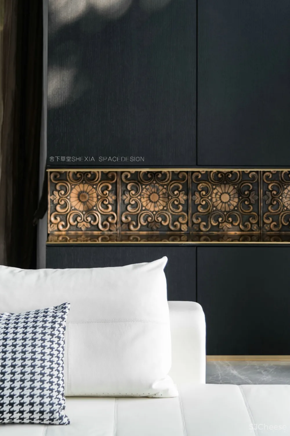 【宁洁设计作品 | 一半冷艳 · 一半迷红 】