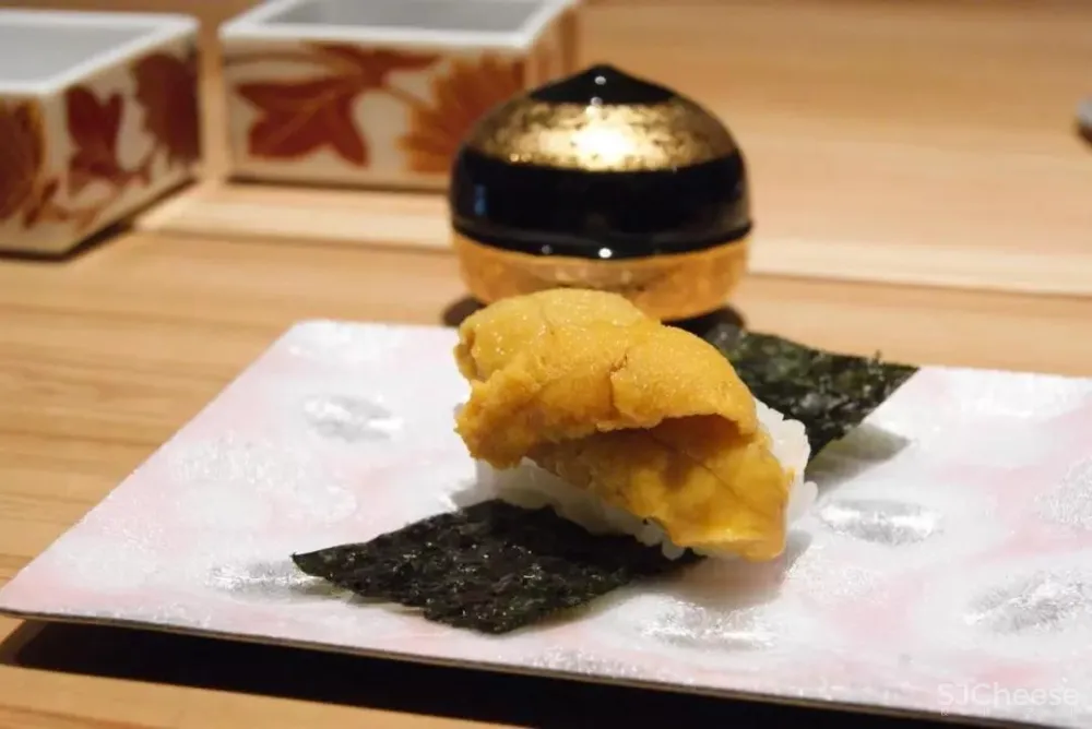 周讌如 | 设计纯粹温情日料店