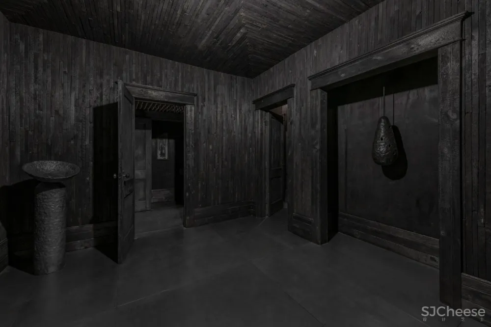 首发 | Anders Ruhwald：将废弃的底特律建筑改造成全黑装置