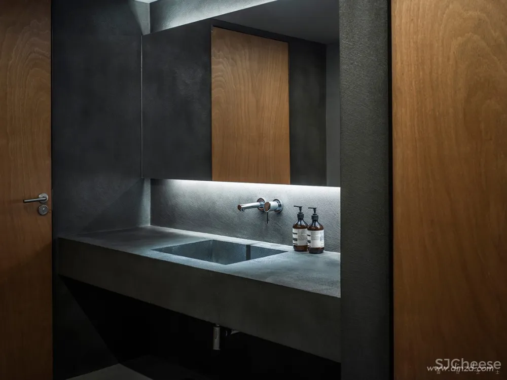 左通右达 | 在腾挪转移中,缓缓降临