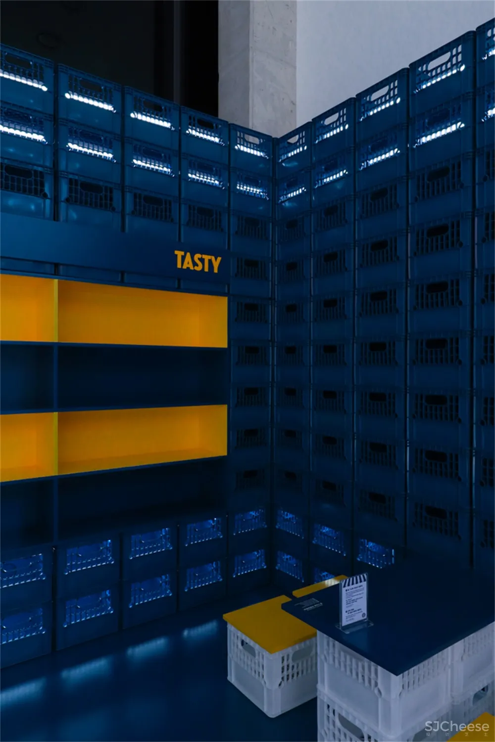 Glamo Studio | 韩国首尔一家83平米啤酒吧