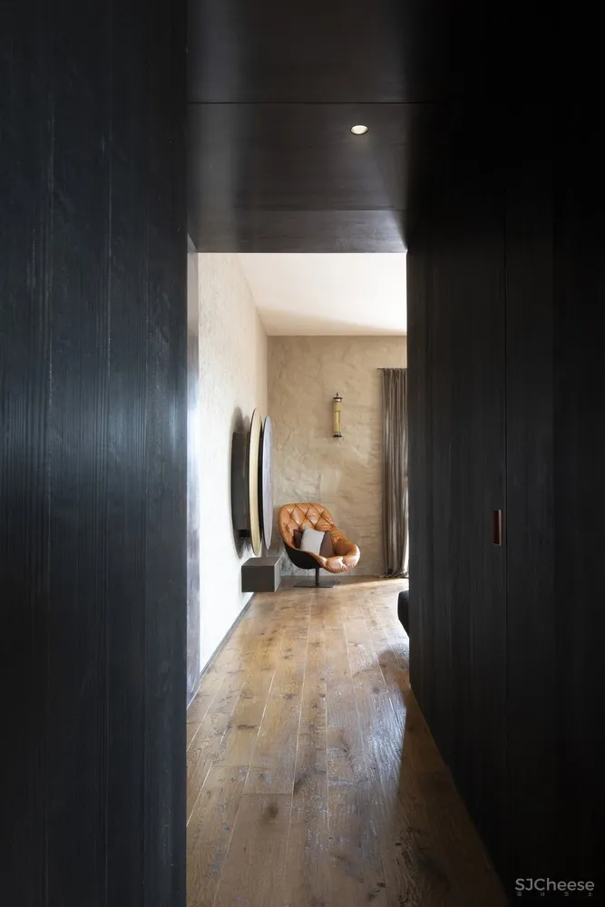 首发 | Bricolo Falsarella:意大利顶层高级感公寓