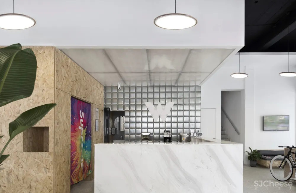 新作 | 辑画设计:微流青旅