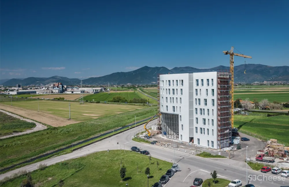 Forti Holding Spa总部与办公楼,意大利 / ATIproject亚梯
