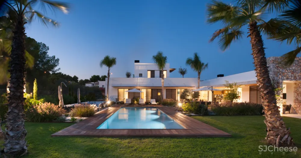 Thomas Griem新作 | 伦敦低奢的品质感