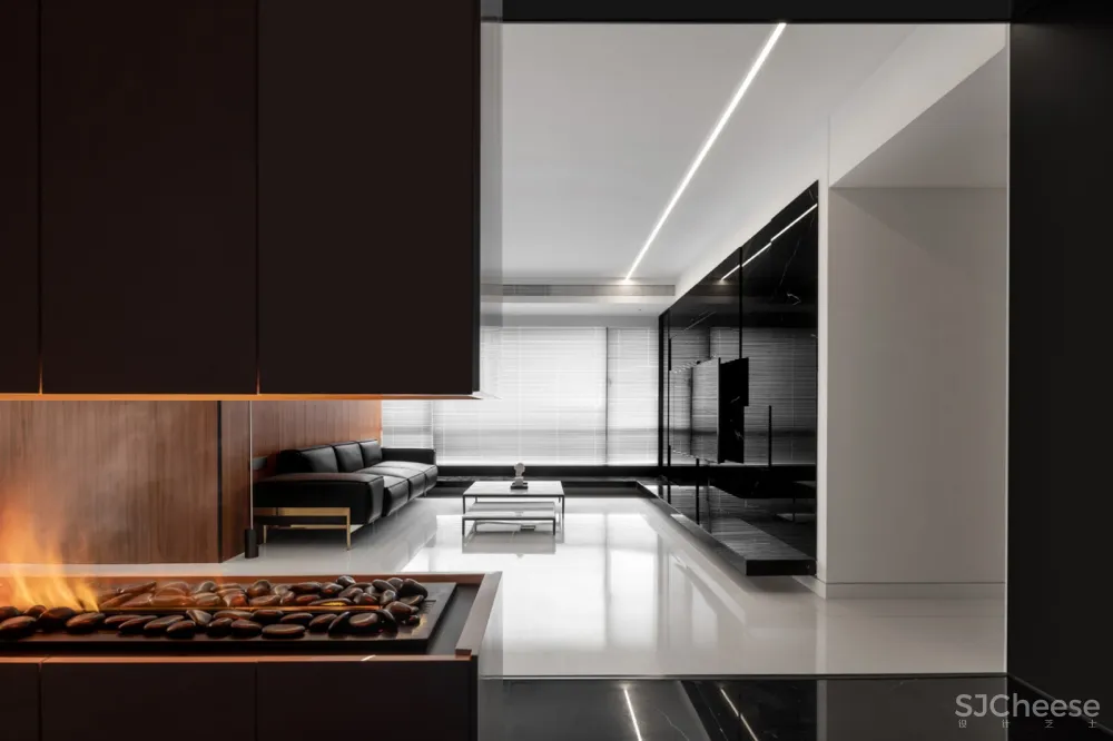 Silent depth |《璞.真》居然之间，极简黑白