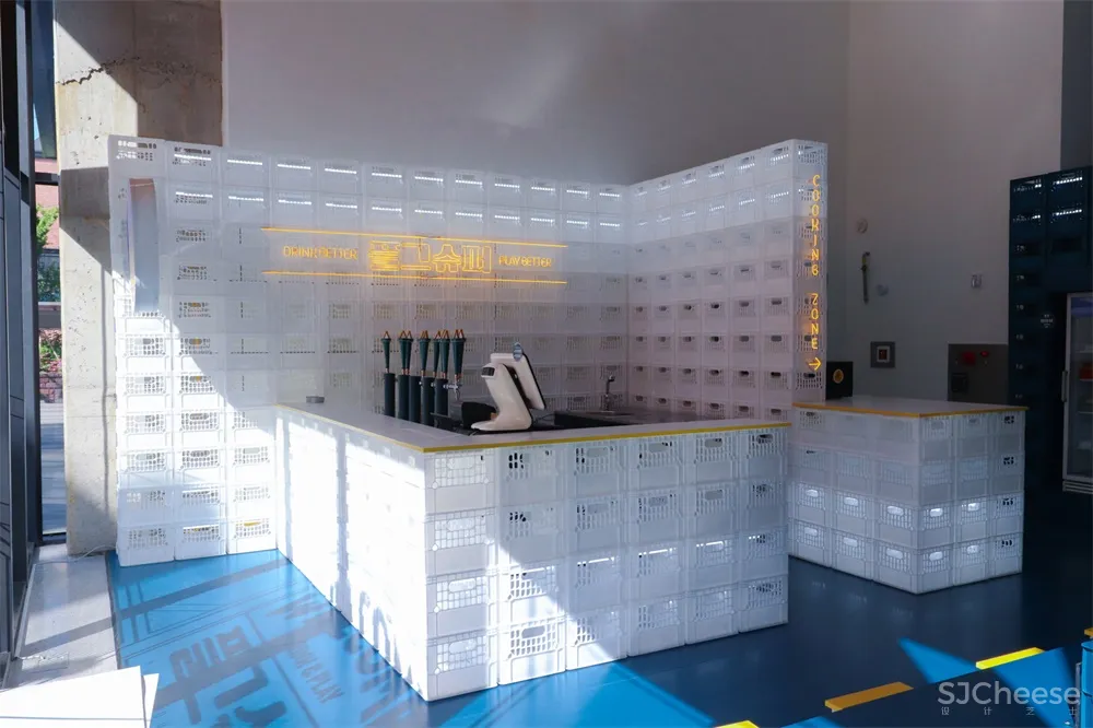 Glamo Studio | 韩国首尔一家83平米啤酒吧