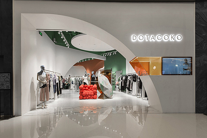 柏纳德 | 深圳趣味打卡体验馆DOTACOKO女装店