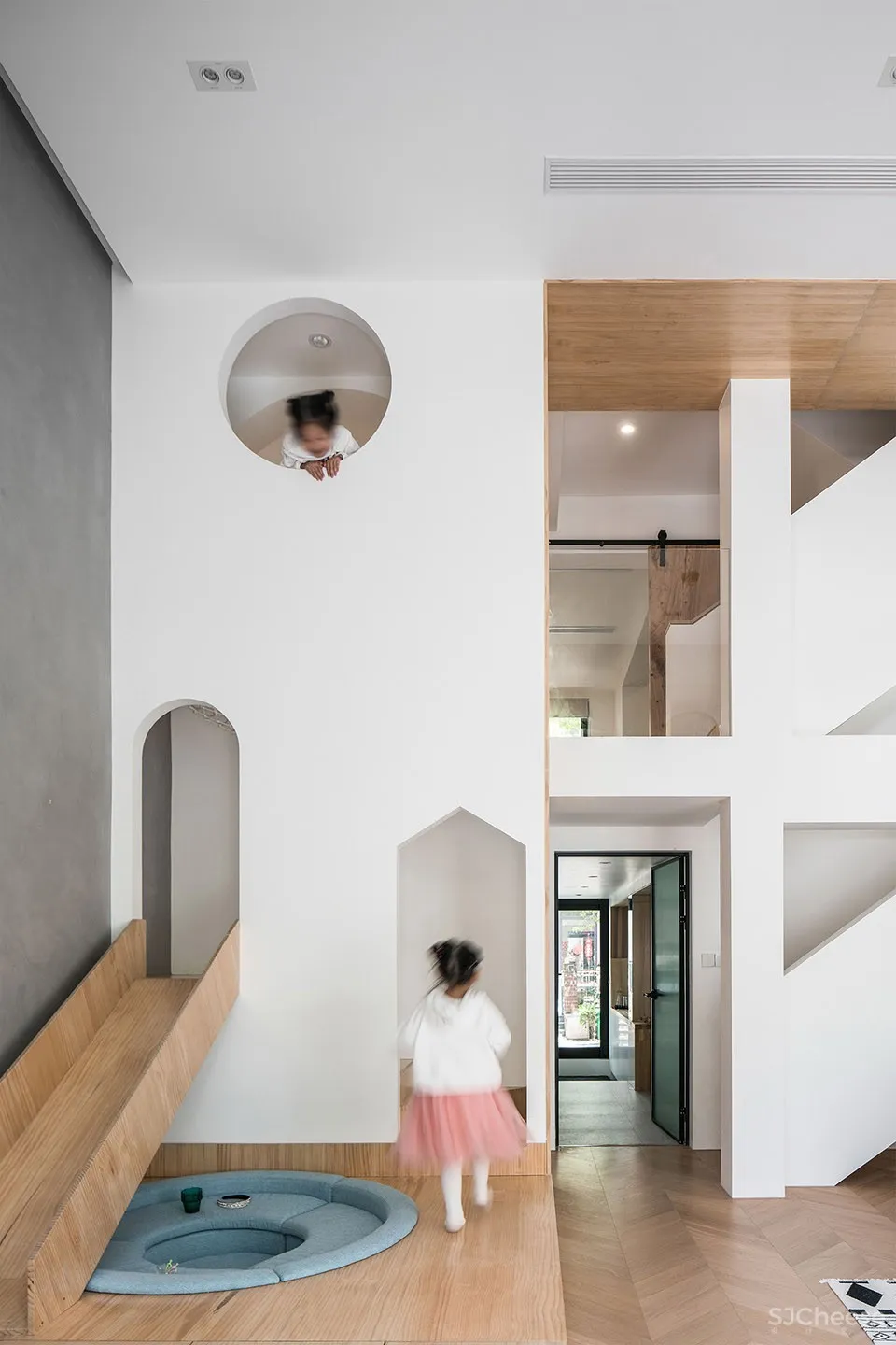 新作 | 大海小燕设计工作室：上海 几何空间 – 二娃乐园