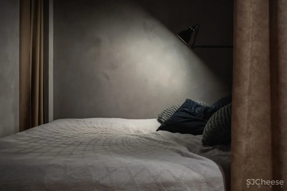 ZOOI | 一对年轻夫妇的42㎡时尚复古小宅