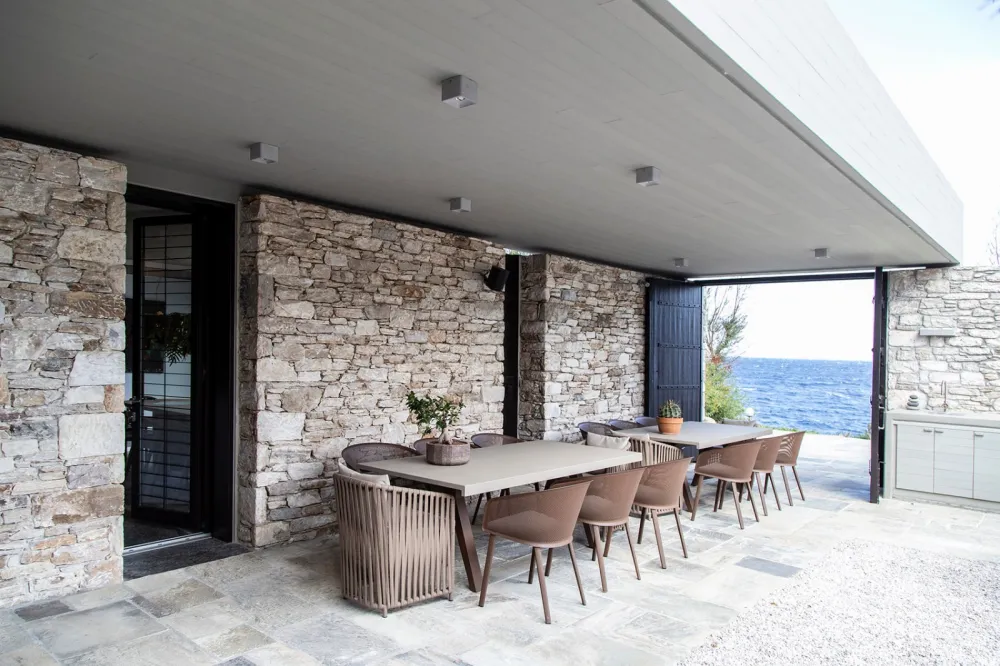 Room Service | 希腊 Attica海湾住宅