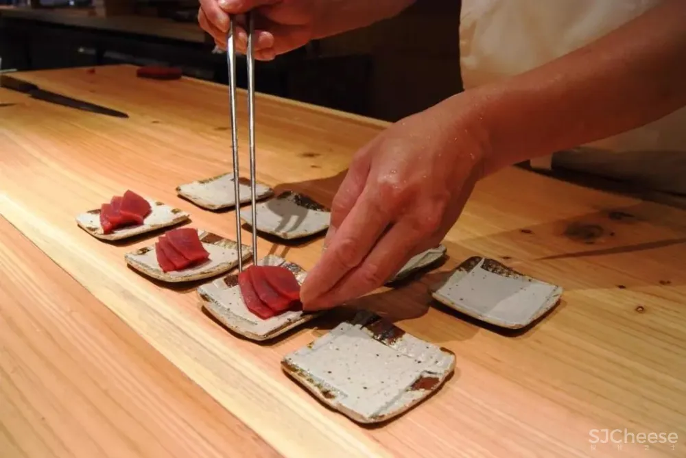 周讌如 | 设计纯粹温情日料店