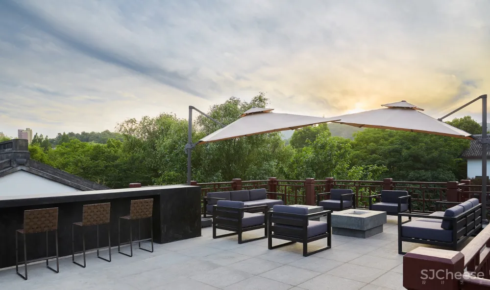 壹舍方磊新作 | 古建筑遇上新科技 融合共生的极致演绎 ——杭州华侨城·芳菲与城生活艺术馆