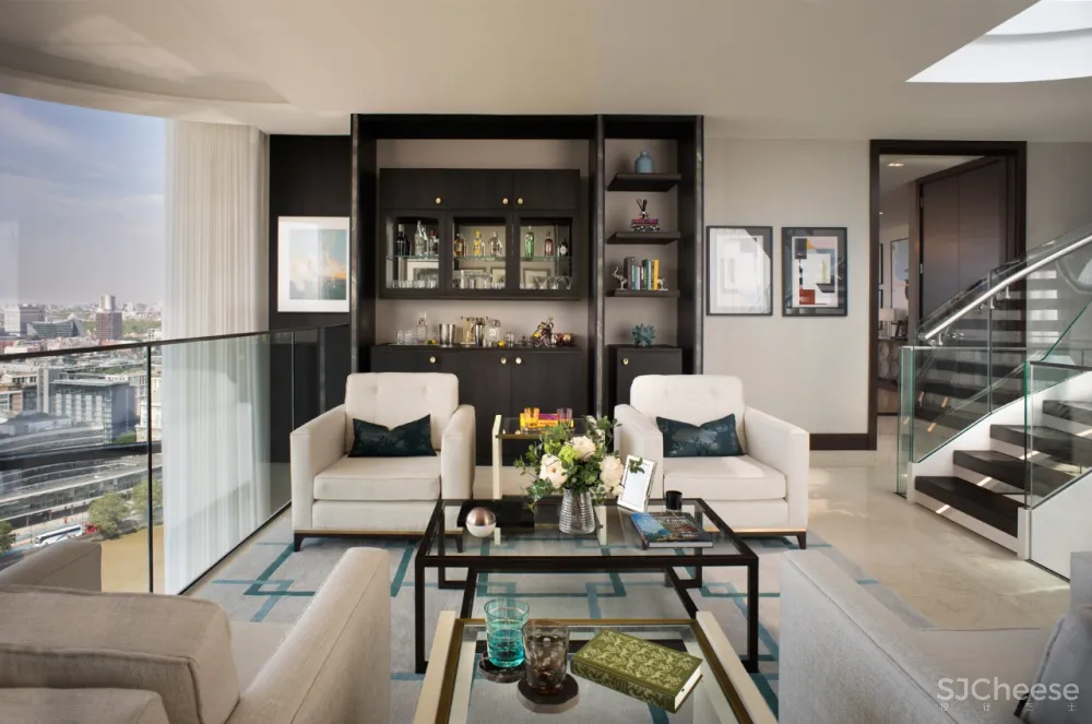 Thomas Griem新作 | 伦敦低奢的品质感