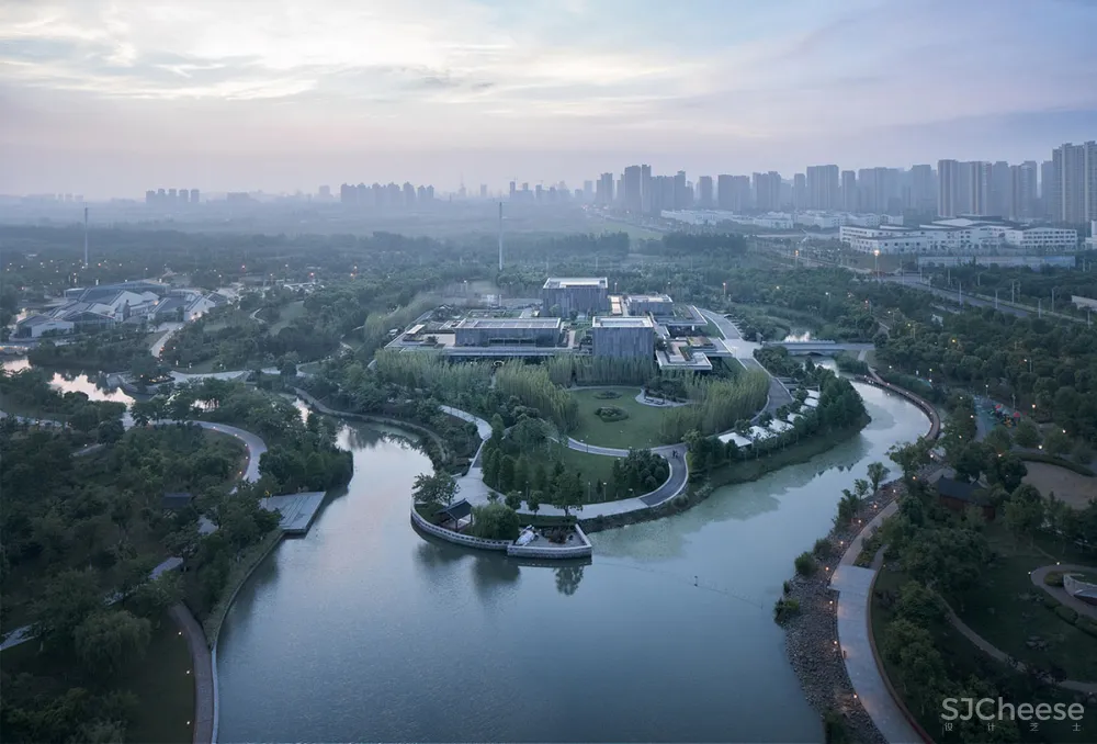 UAD | 唐仲英基金会中国中心